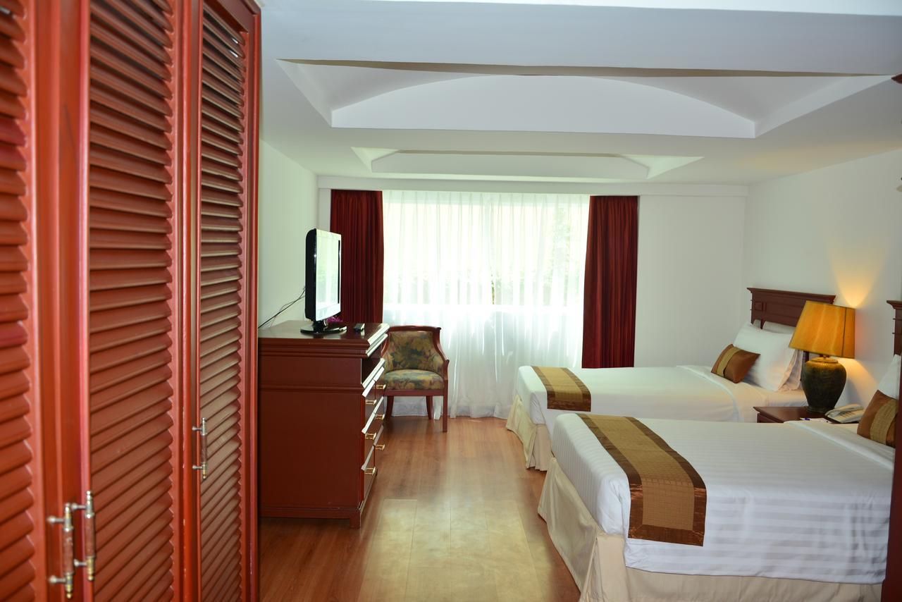 Patong Pride Beach Resort - Adults Only מראה חיצוני תמונה